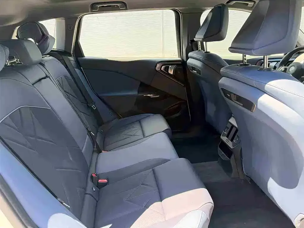 BMW X3 2025 из CN, фото 7