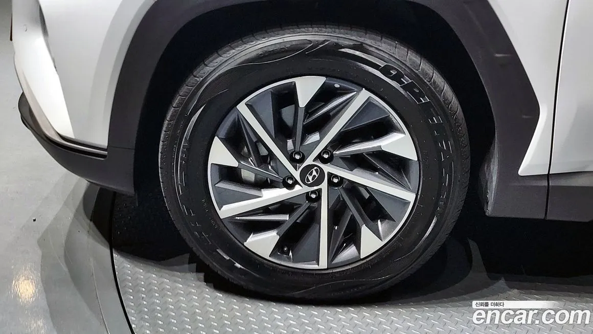 Hyundai Tucson 2023 из KR, фото 2
