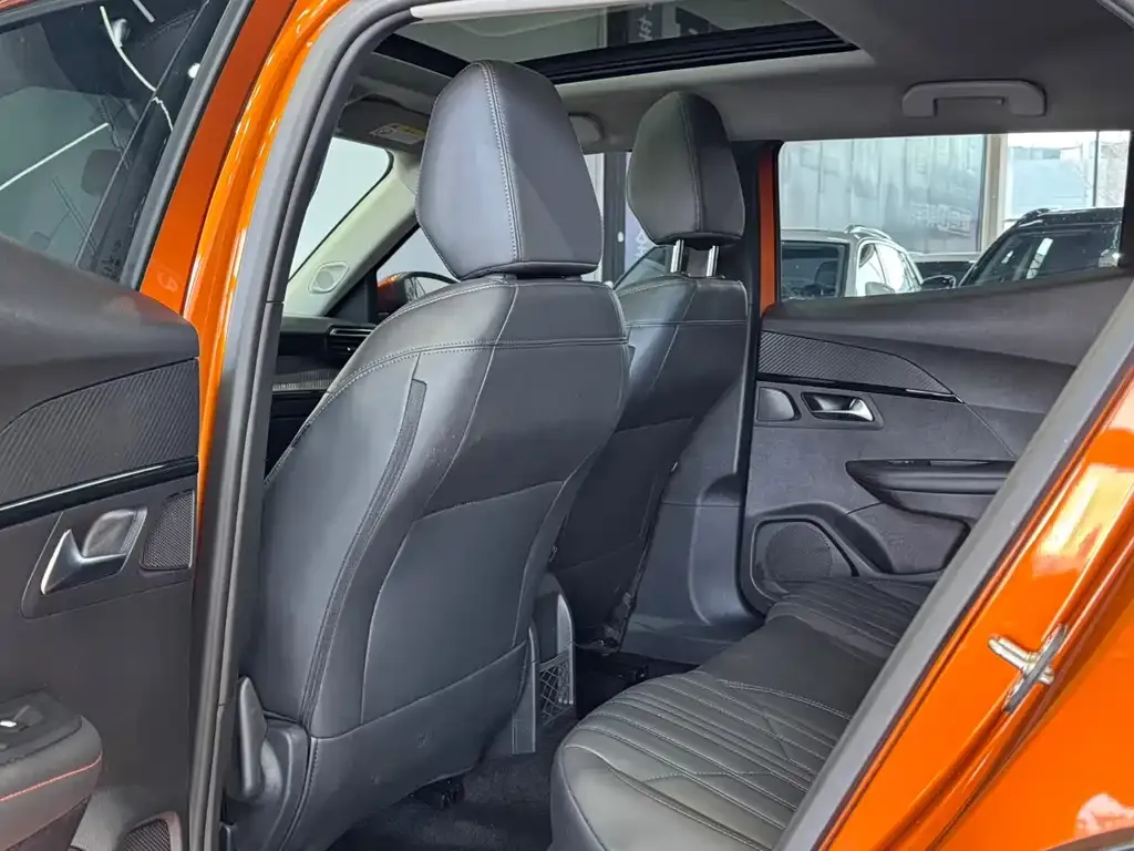 Peugeot 2008 2023 из CN, фото 6