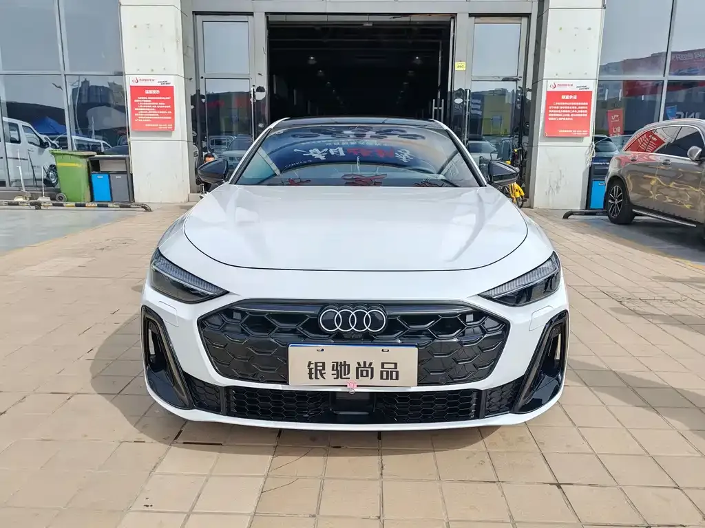 Audi A5L — фото 5