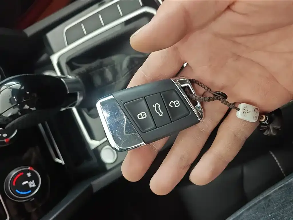 Volkswagen Magotan 2021 из CN, фото 7