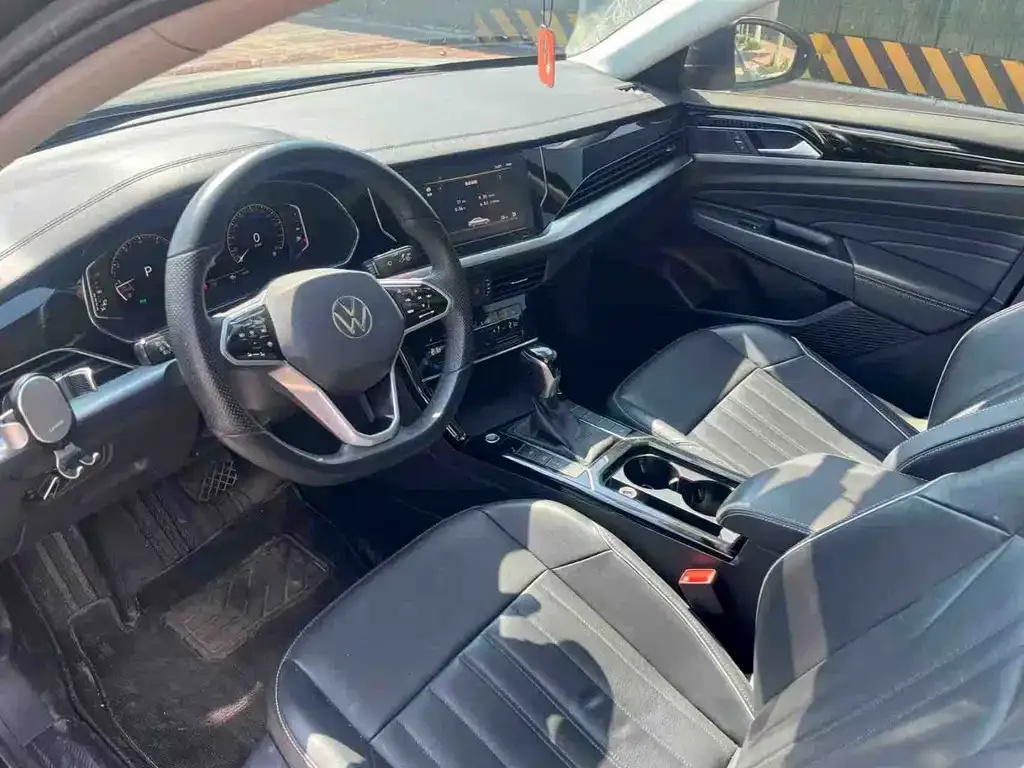 Volkswagen Passat — фото 3