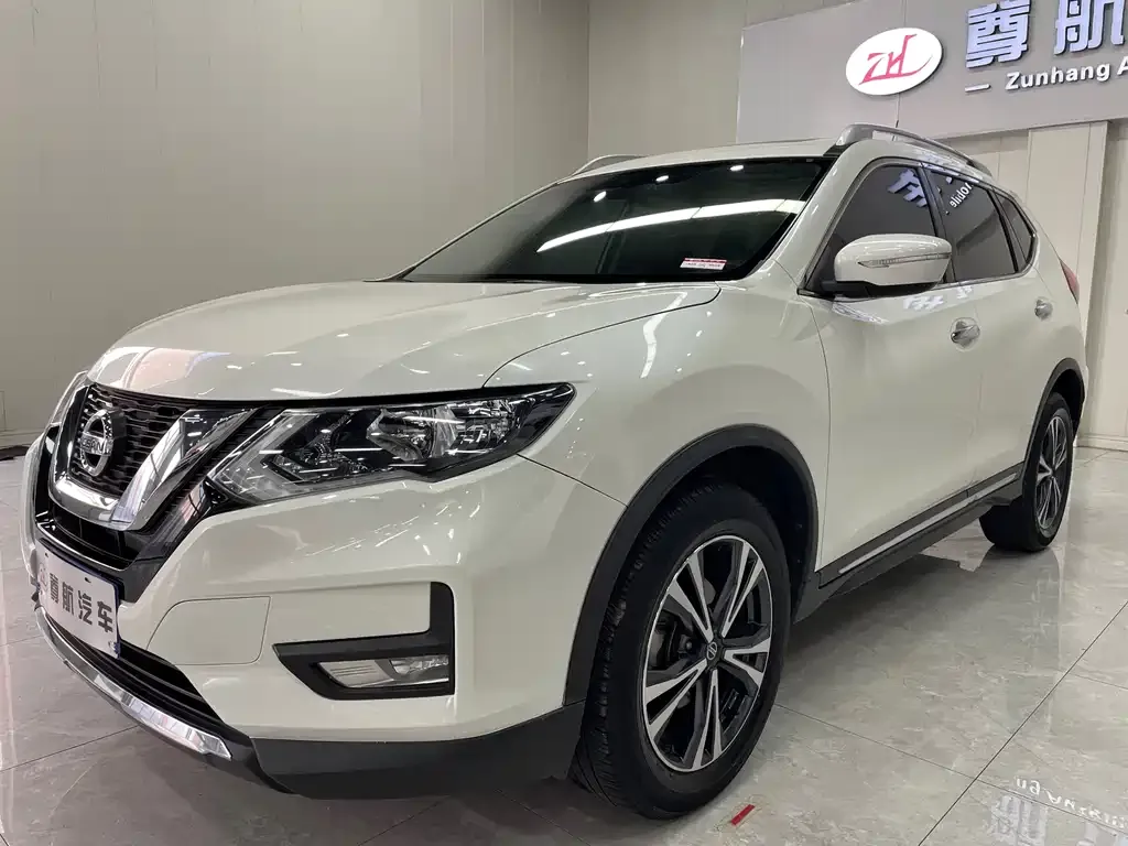 Nissan X-Trail — фото 10