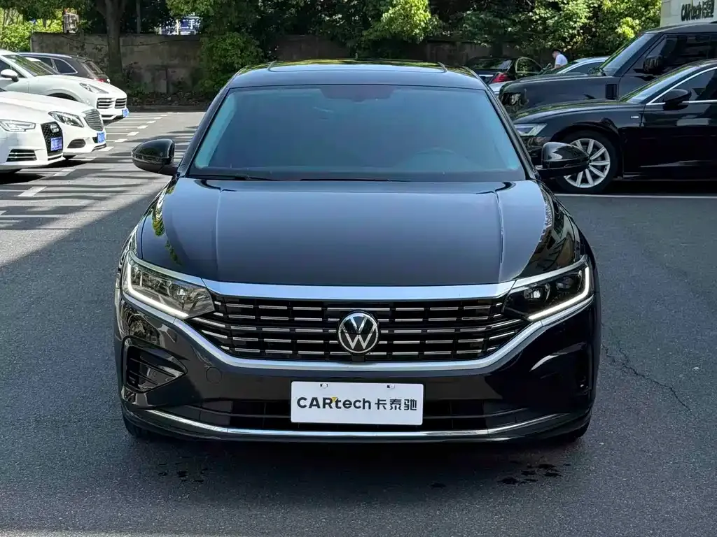 Volkswagen Passat — фото 7