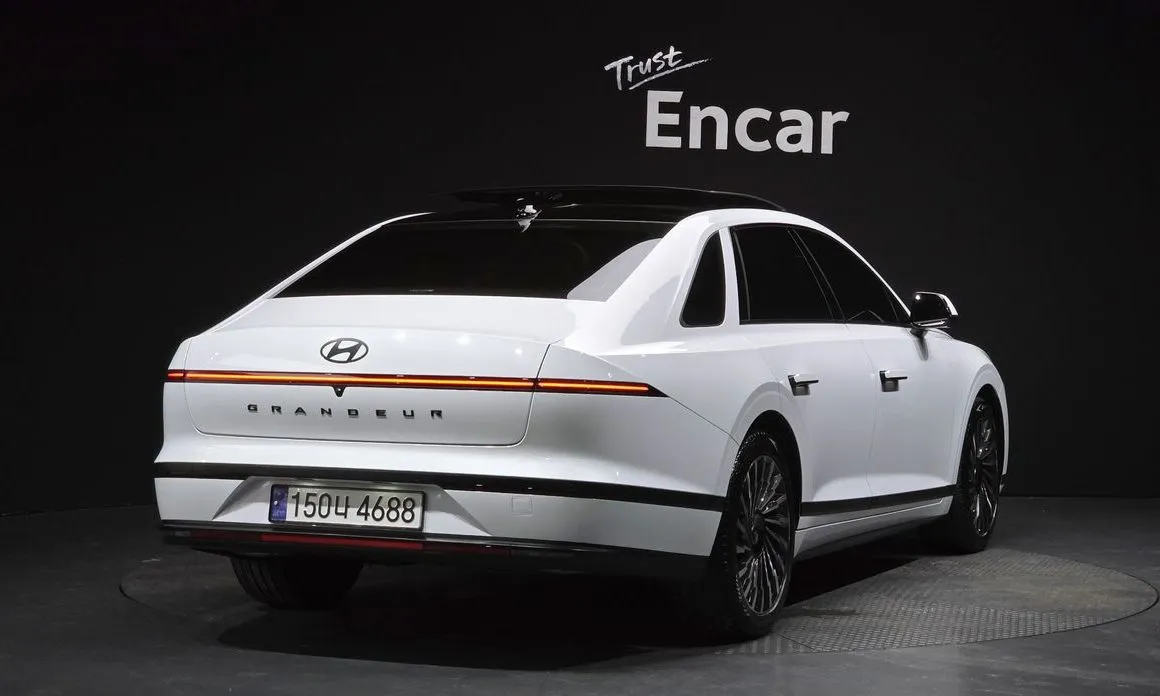 Hyundai Grandeur 2025 из KR, фото 2
