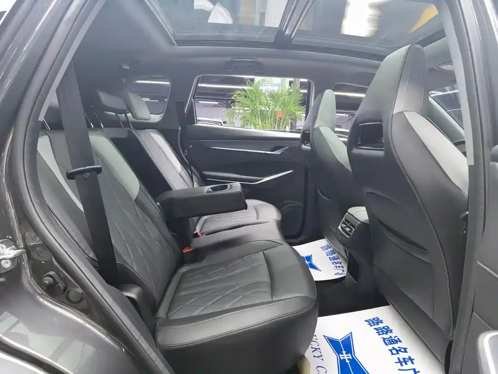 Changan CS75PLUS — фото 2