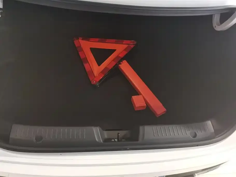 Changan Eado 2025 из CN, фото 3