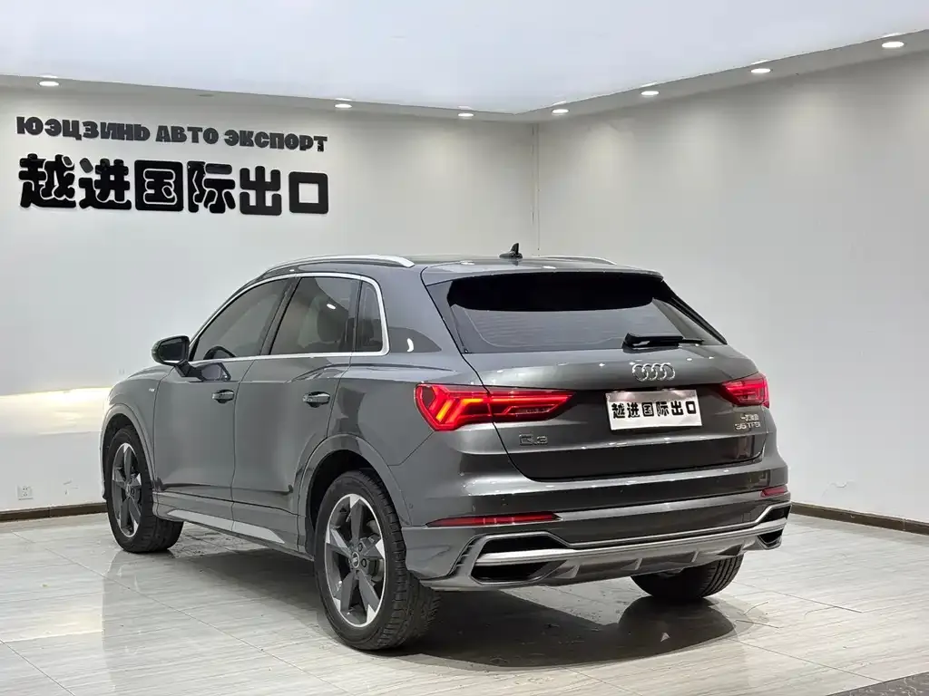 Audi Q3 — фото 7