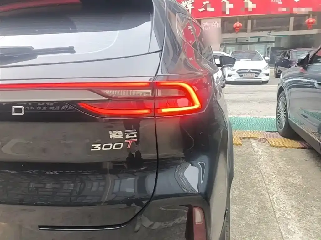 Exeed Lingyun 2025 из CN, фото 10