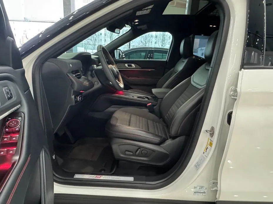 Ford Explorer 2025 из KR, фото 8