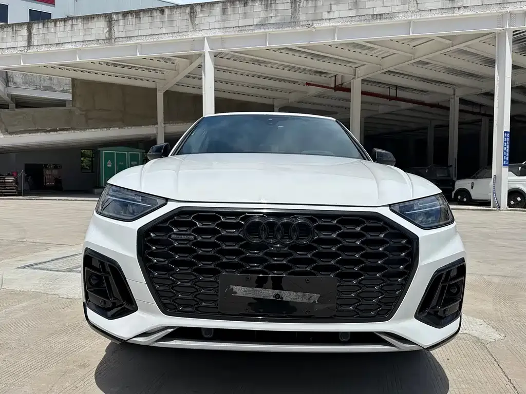 Audi Q5L Sportback — фото 6