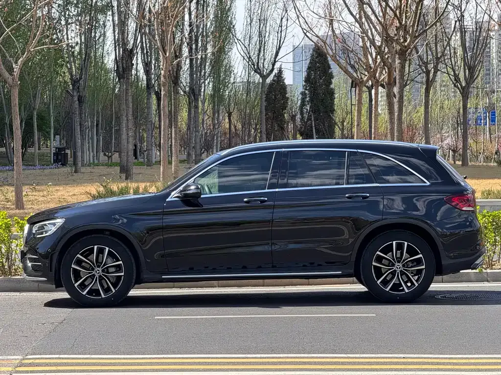 Mercedes-Benz GLC — фото 8