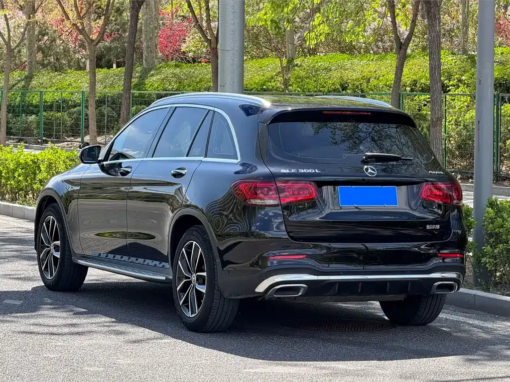 Mercedes-Benz GLC — фото 9