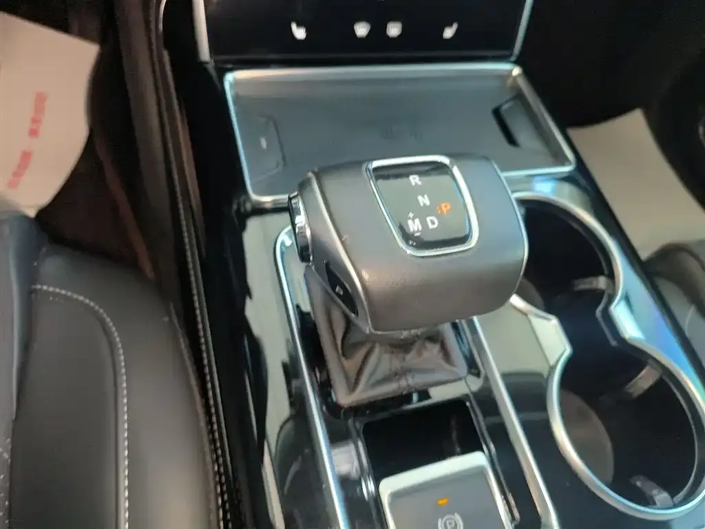 Hongqi HS7 2023 из CN, фото 4