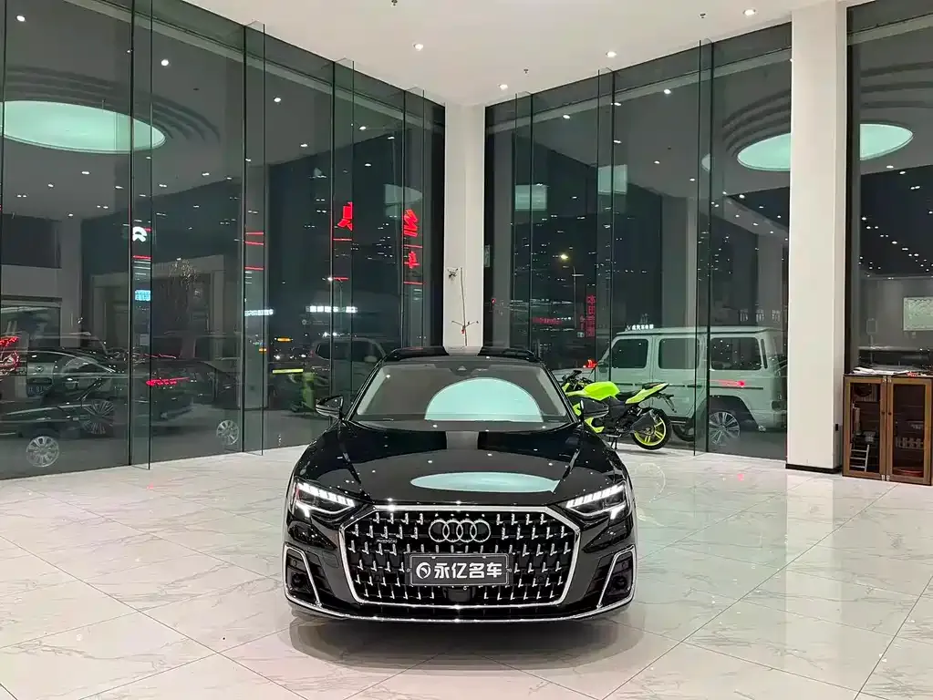 Audi A8 — фото 8
