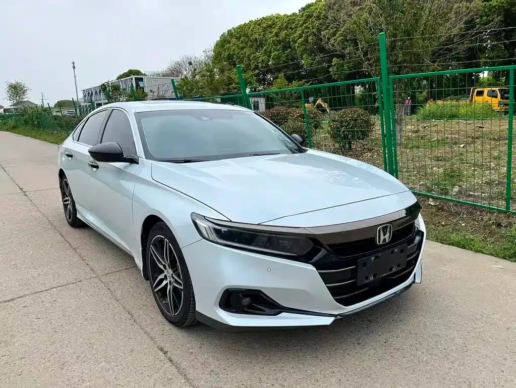 Honda Accord — фото 6