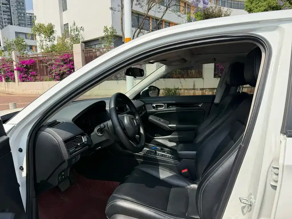 Honda Civic — фото 7