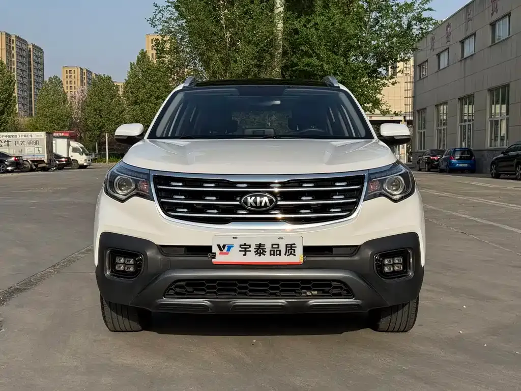 Kia Sportage — фото 1