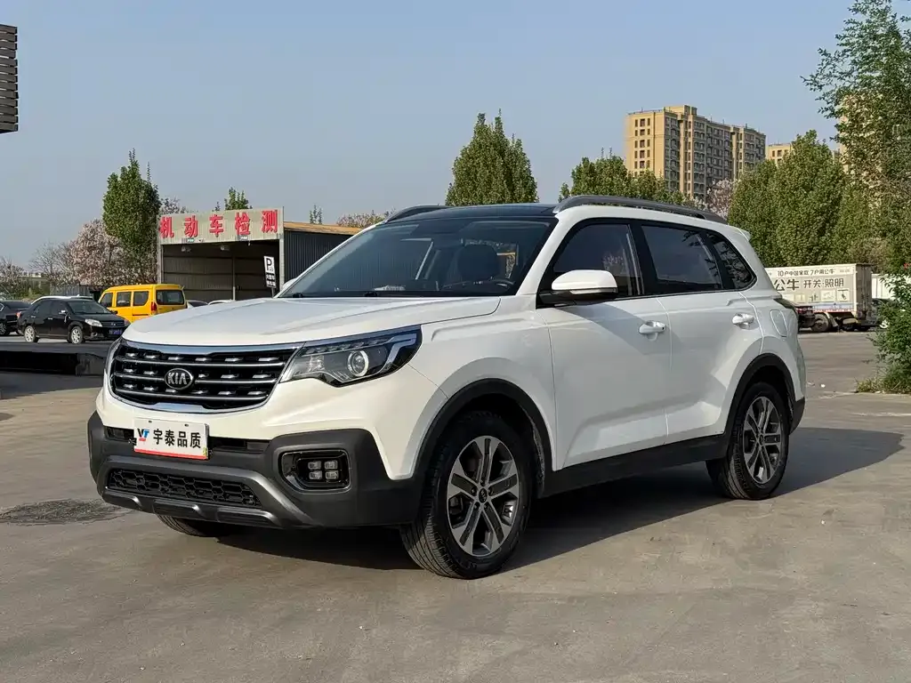 Kia Sportage — фото 7