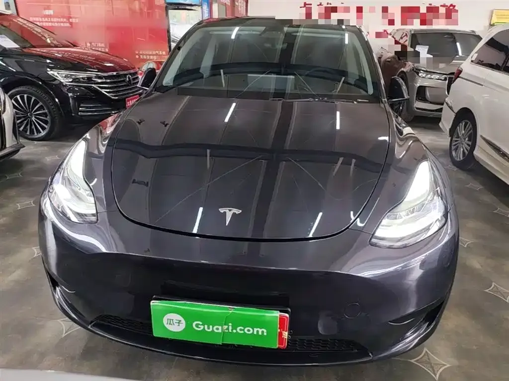 Tesla Model Y — фото 6