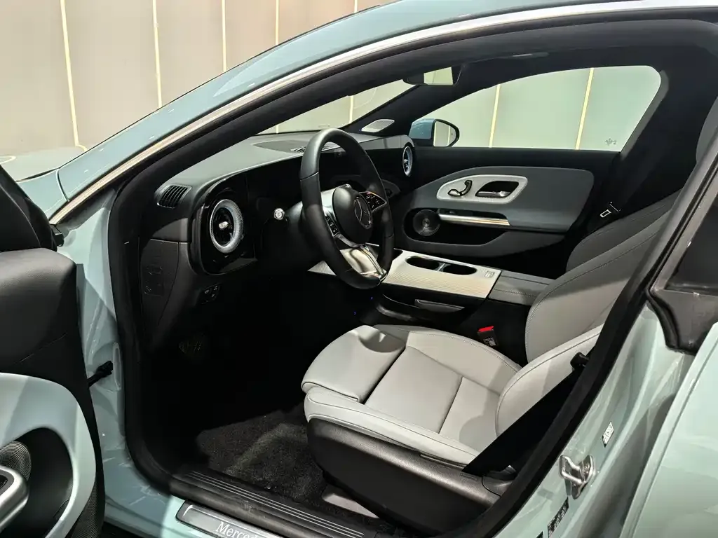 Mercedes-Benz CLA PHEV 2025 из CN, фото 10