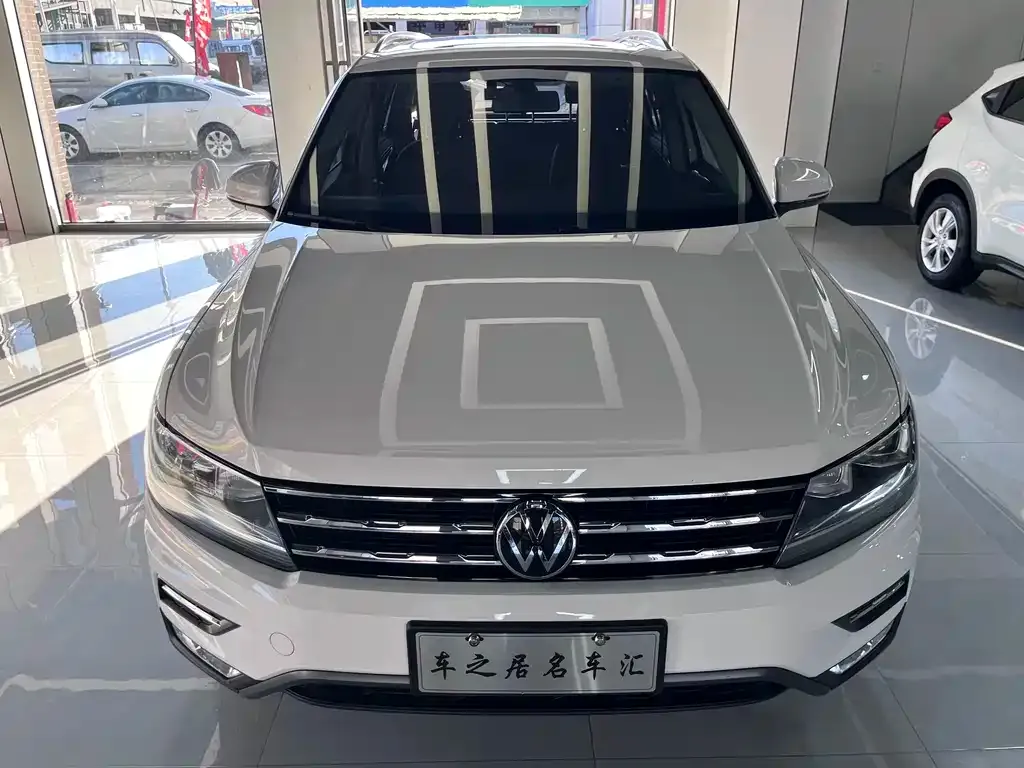 Volkswagen Tiguan L
