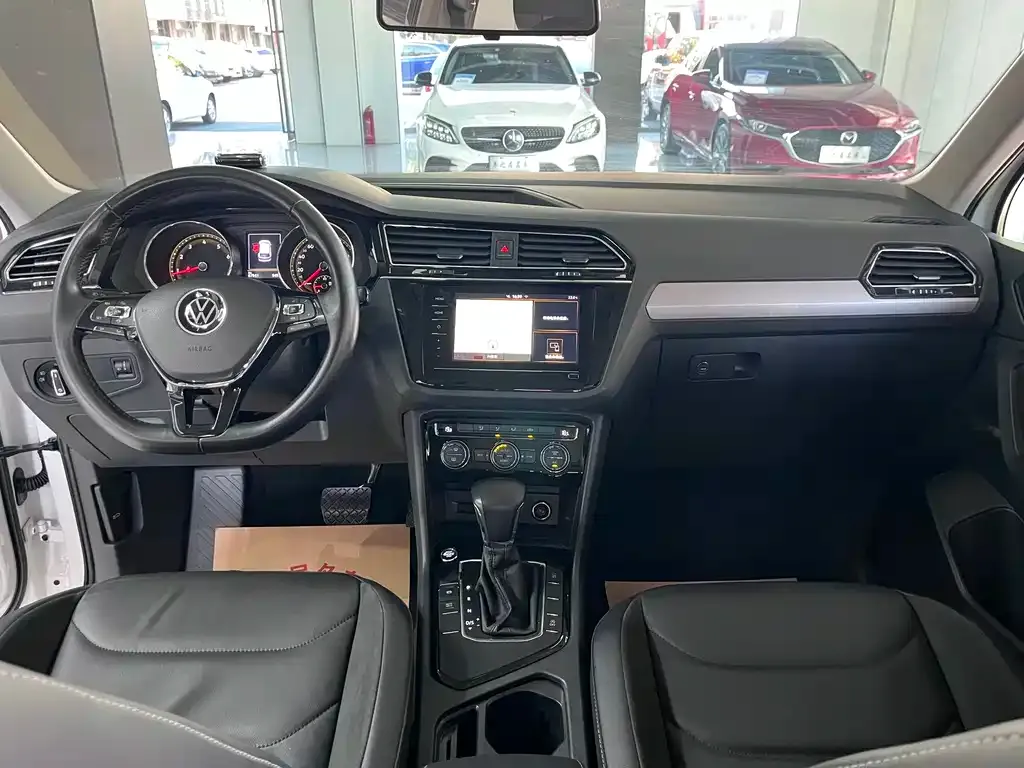 Volkswagen Tiguan L 2021 из CN, фото 6