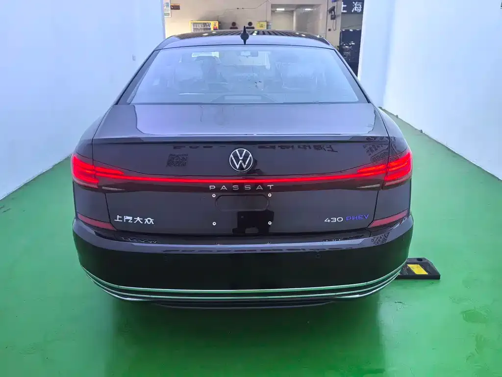Volkswagen 帕萨特插电混动 — фото 2
