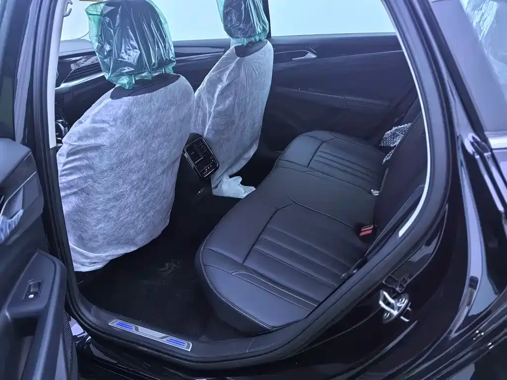 Volkswagen 帕萨特插电混动 — фото 7