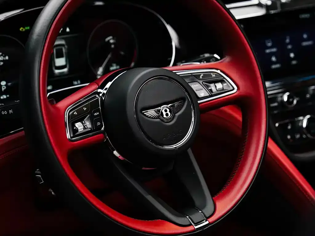 Bentley Bentayga 2021 из CN, фото 8
