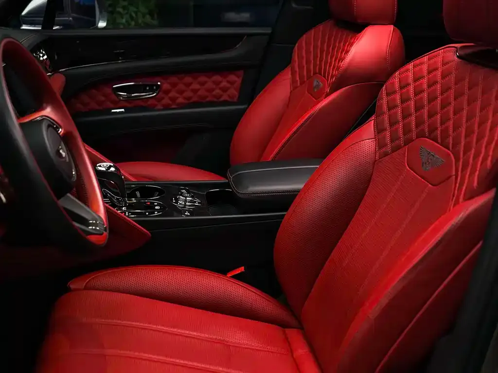 Bentley Bentayga 2021 из CN, фото 5
