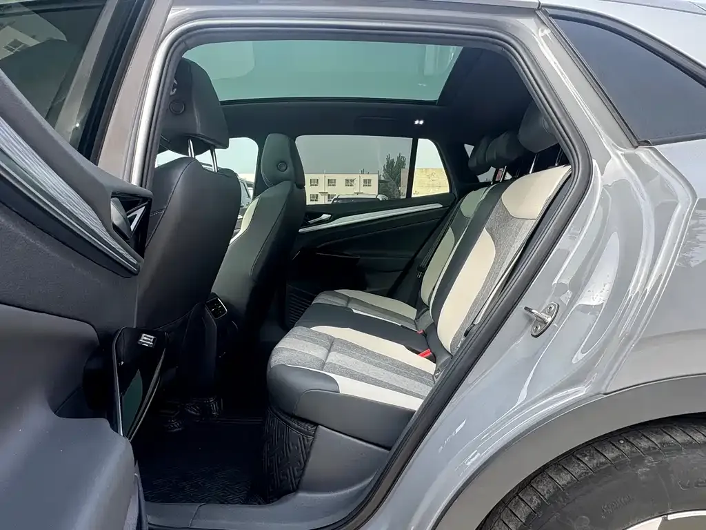 Volkswagen ID.4 X 2024 из CN, фото 9