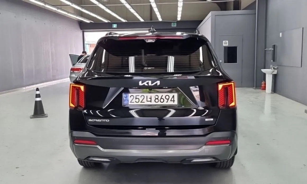 Kia Sorento — фото 10