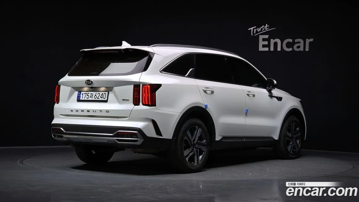 Kia Sorento — фото 2