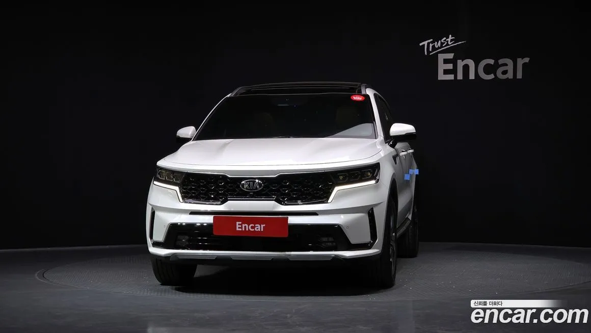 Kia Sorento — фото 5