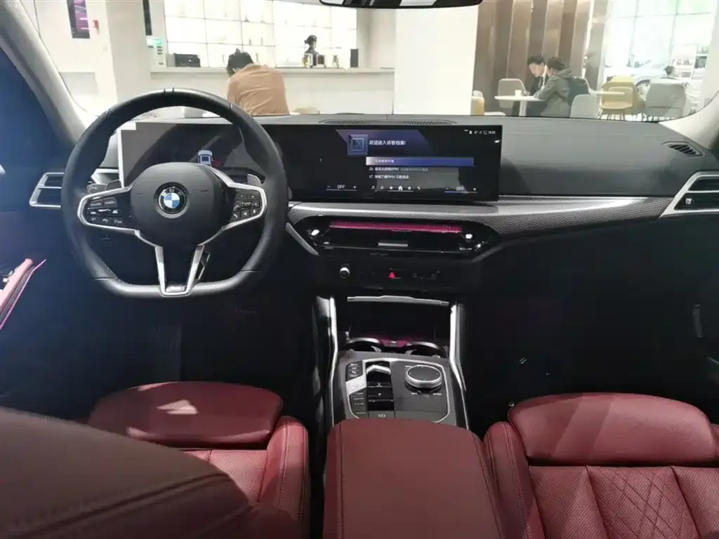BMW 3 Series 2024 из CN, фото 3