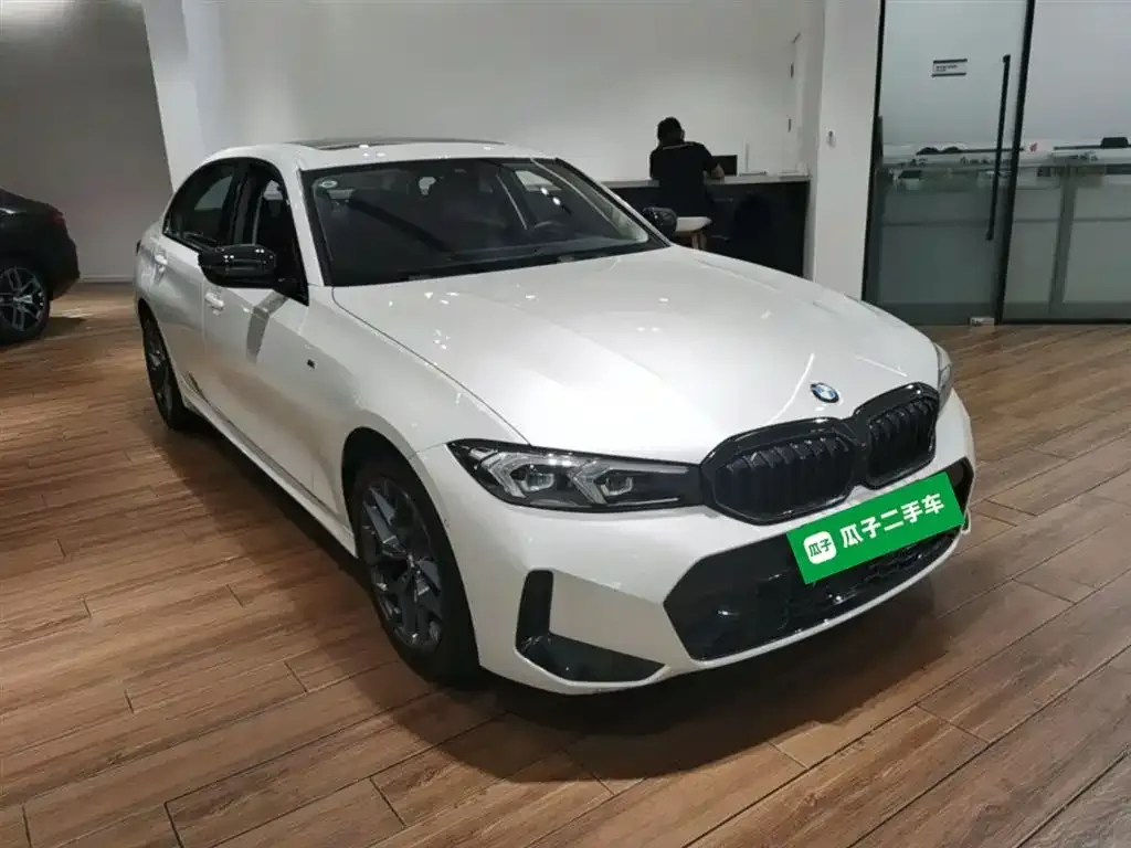 BMW 3 Series 2024 из CN, фото 9
