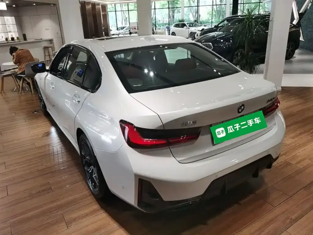 BMW 3 Series 2024 из CN, фото 8