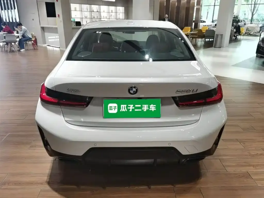 BMW 3 Series 2024 из CN, фото 4