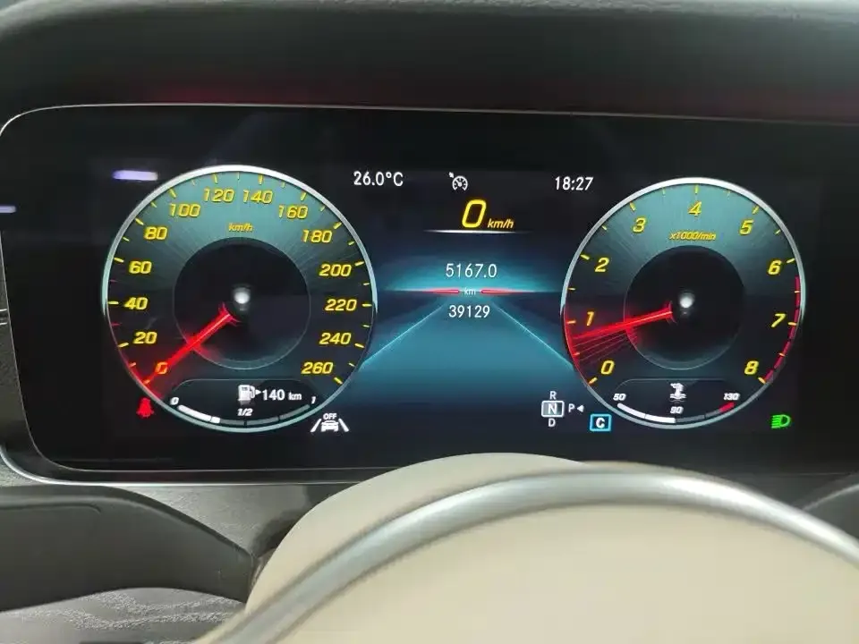 Mercedes-Benz CLS — фото 2