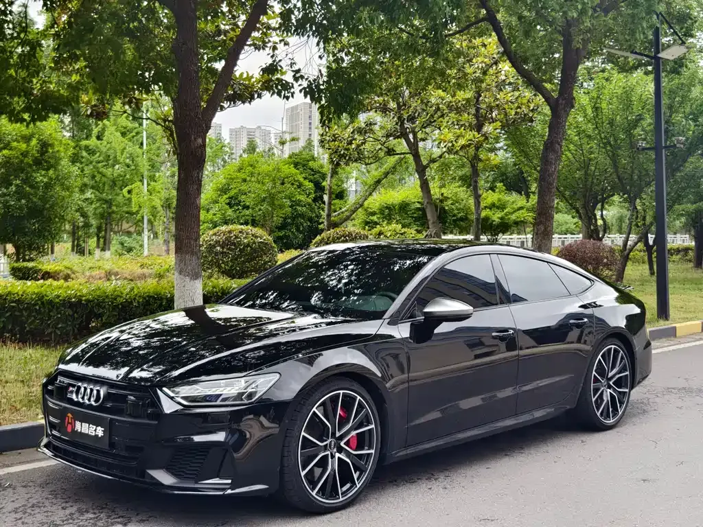 Audi S7