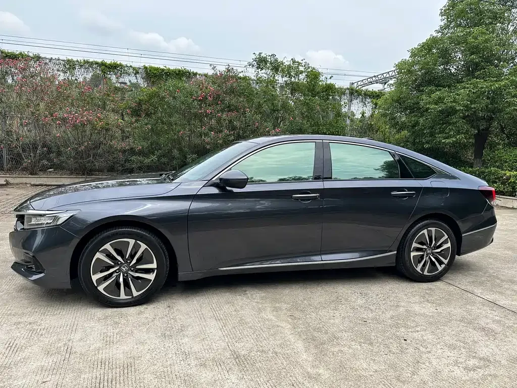 Honda Accord — фото 2