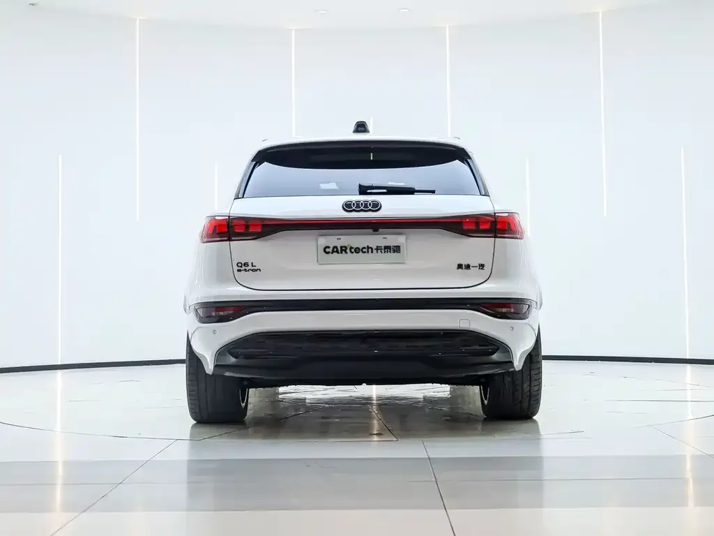 Audi Q6L e-tron — фото 4