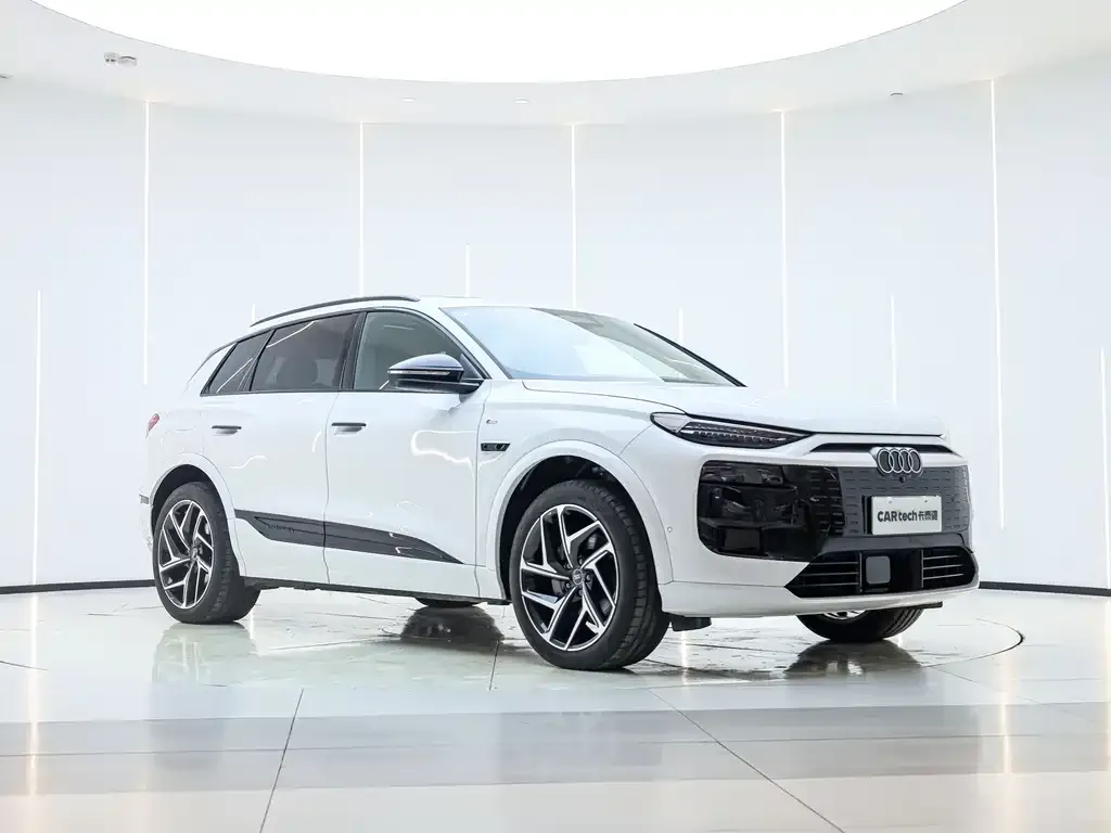 Audi Q6L e-tron — фото 3