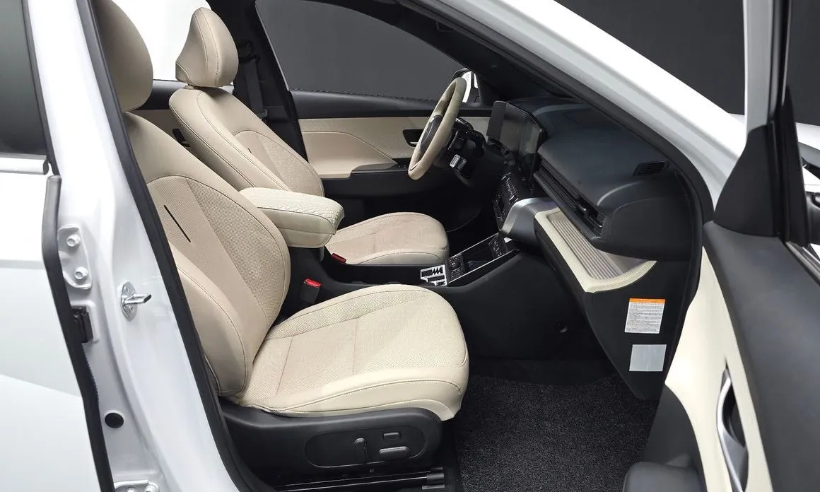 Hyundai Kona 2023 из KR, фото 2