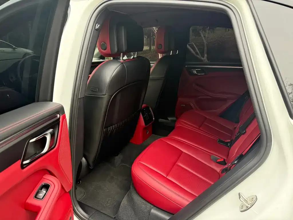 Porsche Macan 2023 из CN, фото 2