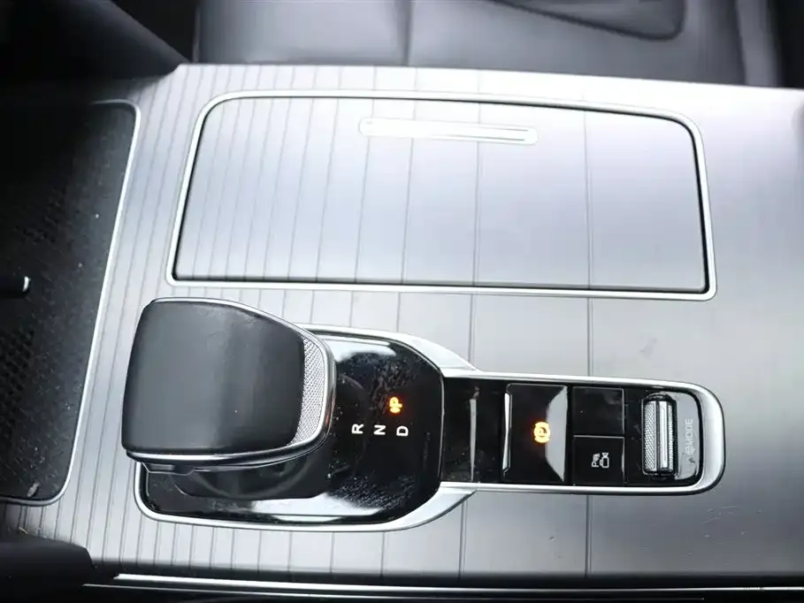 Hongqi HS7 PHEV 2024 из CN, фото 10