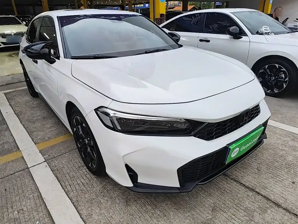 Honda Civic — фото 10