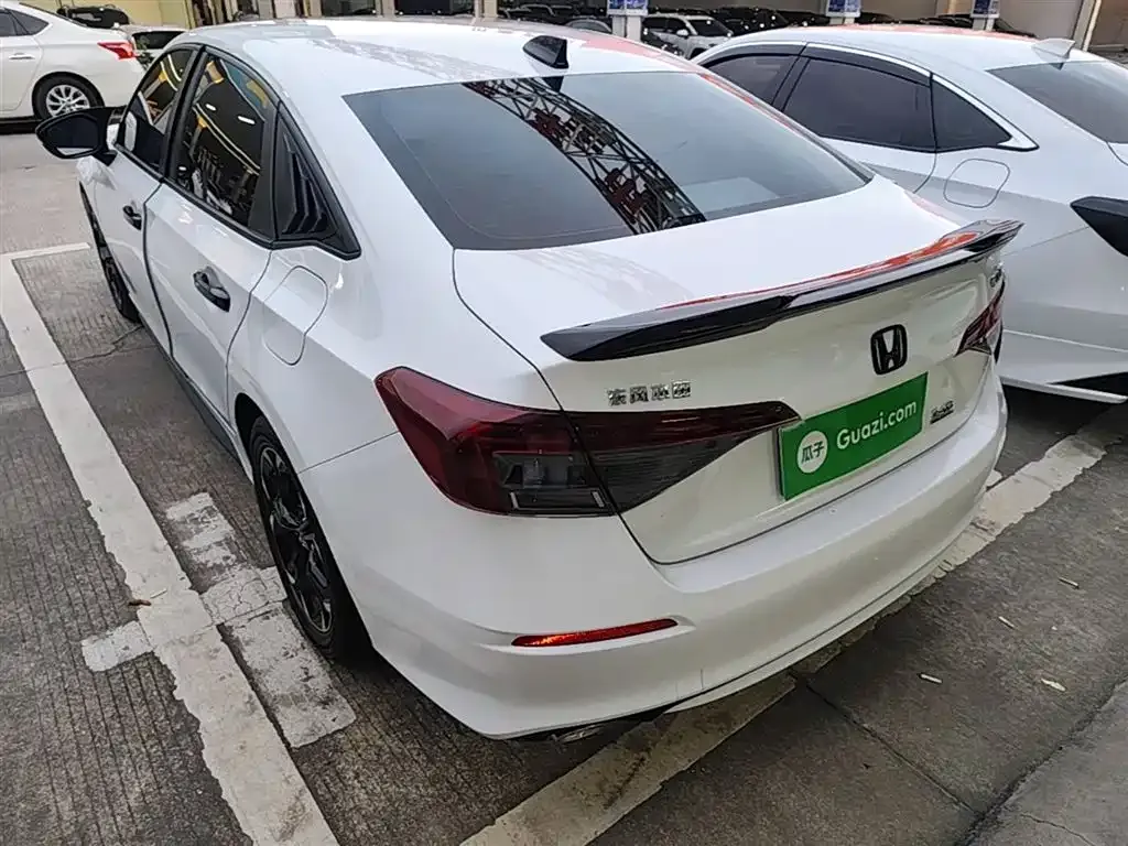 Honda Civic — фото 9