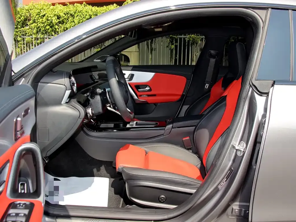 Mercedes-Benz CLA AMG — фото 7